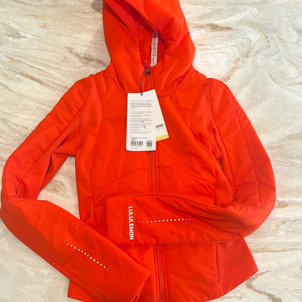 Race pace Lululemon jacket size 2. NWT